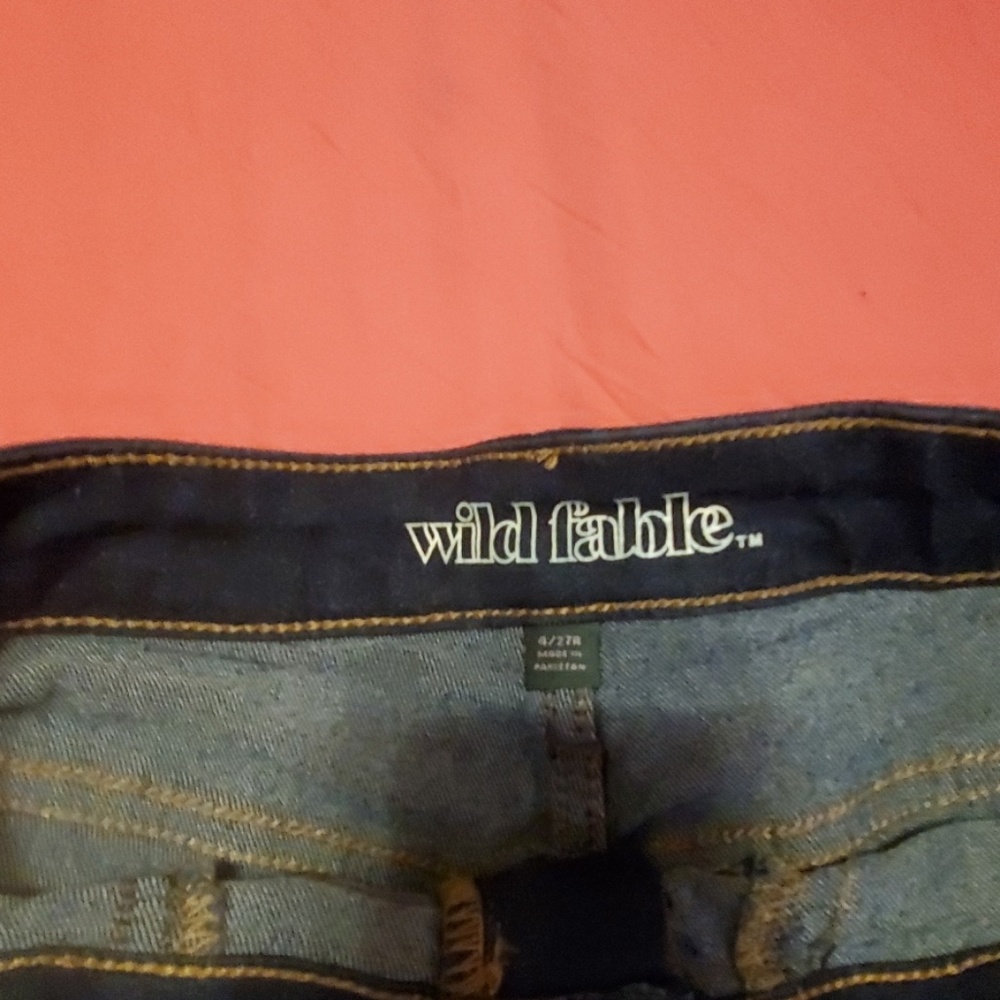Shorts - Picture 2 of 3
